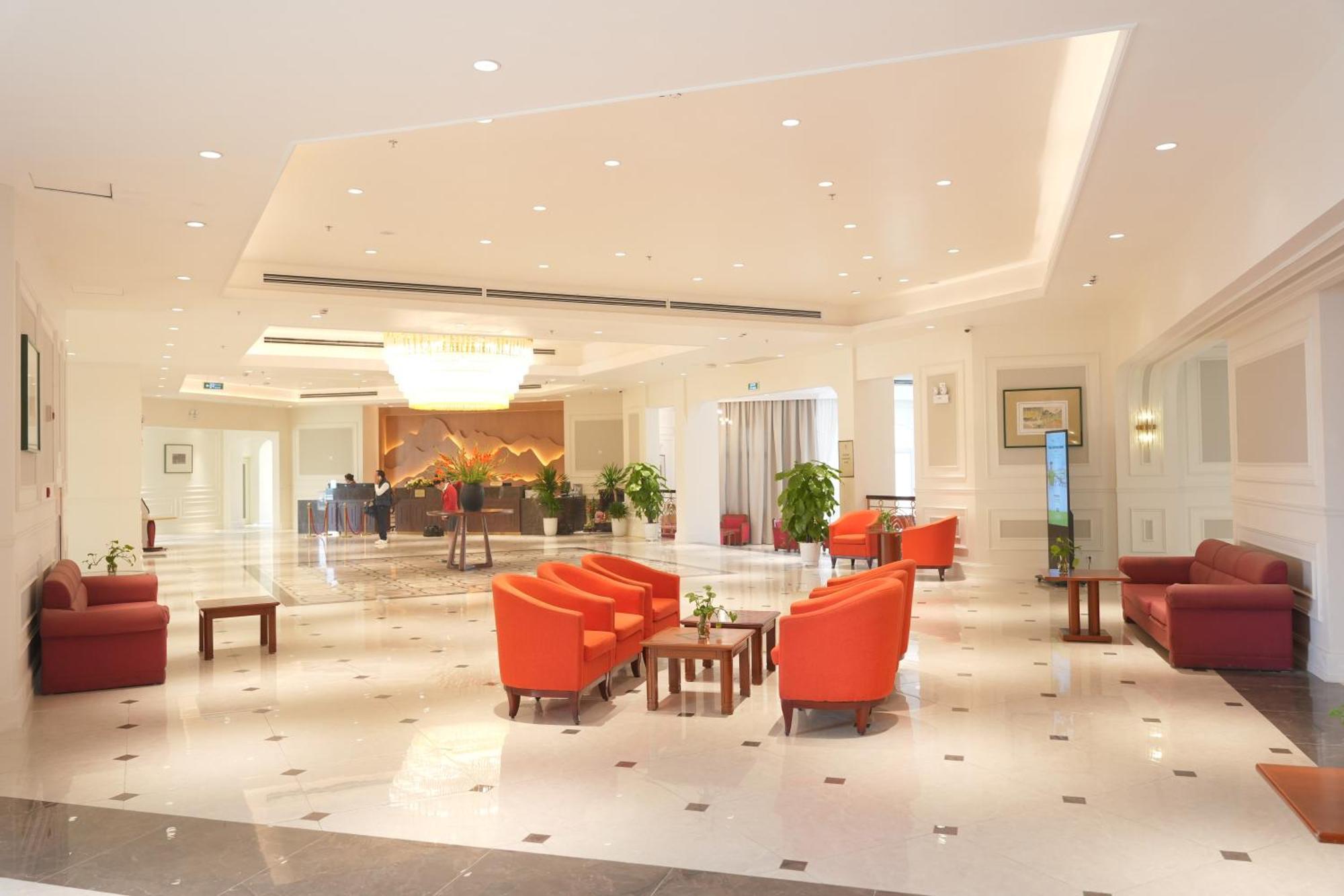 Legend Valley Hotel Ha Nam Phu Ly Exterior foto